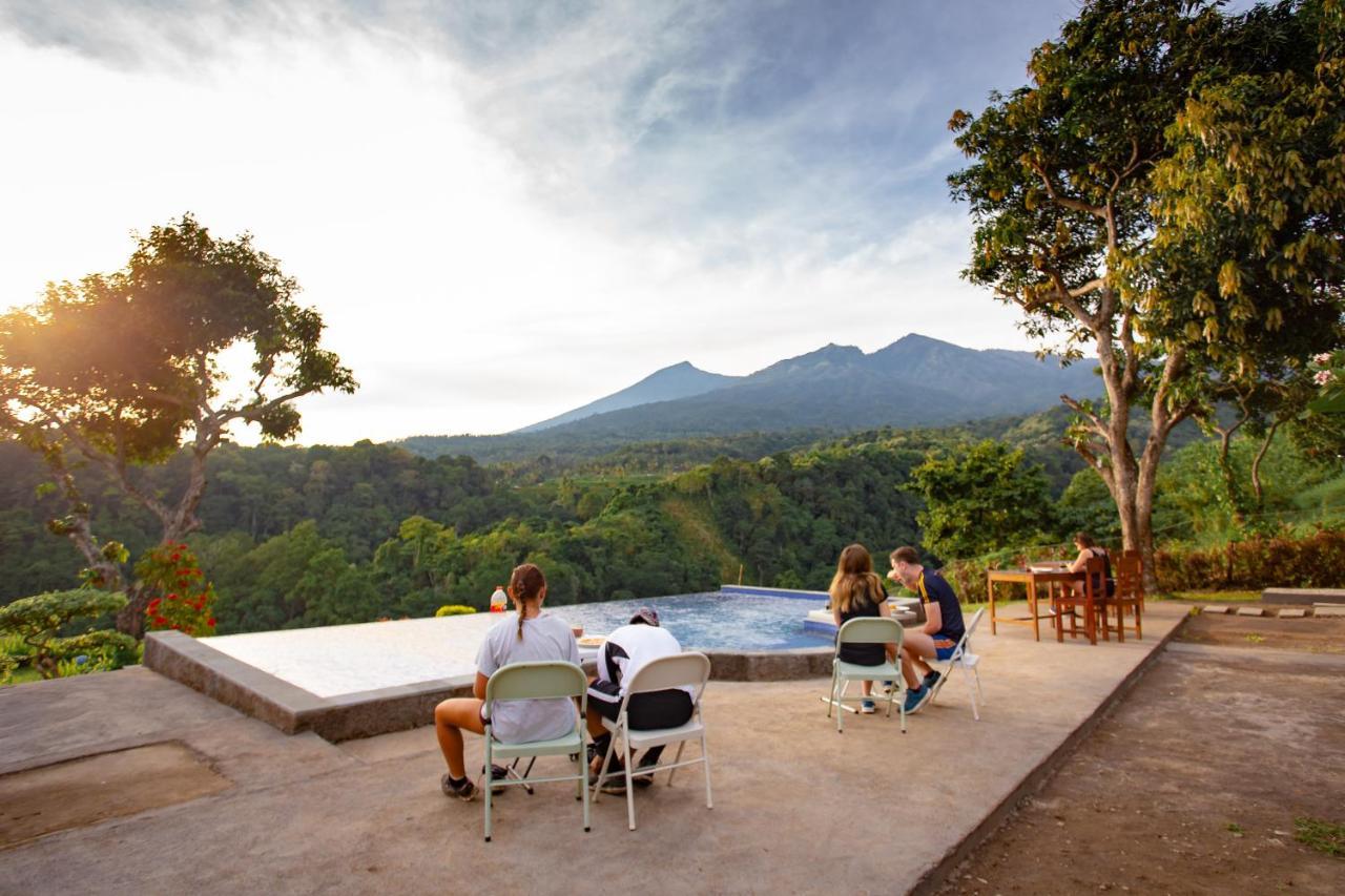 Pondok Guru Bakti Cottage Сенару Екстериор снимка