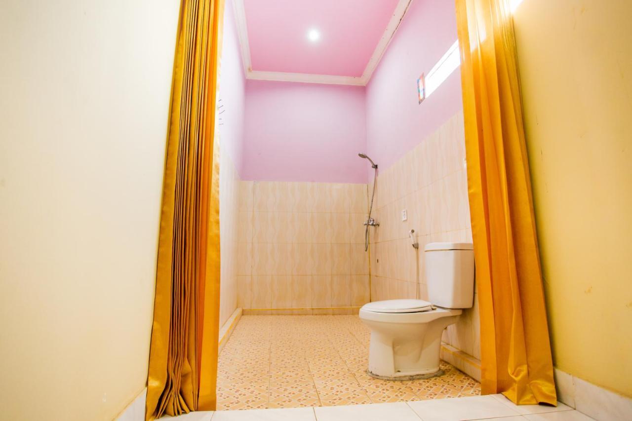 Pondok Guru Bakti Cottage Сенару Екстериор снимка
