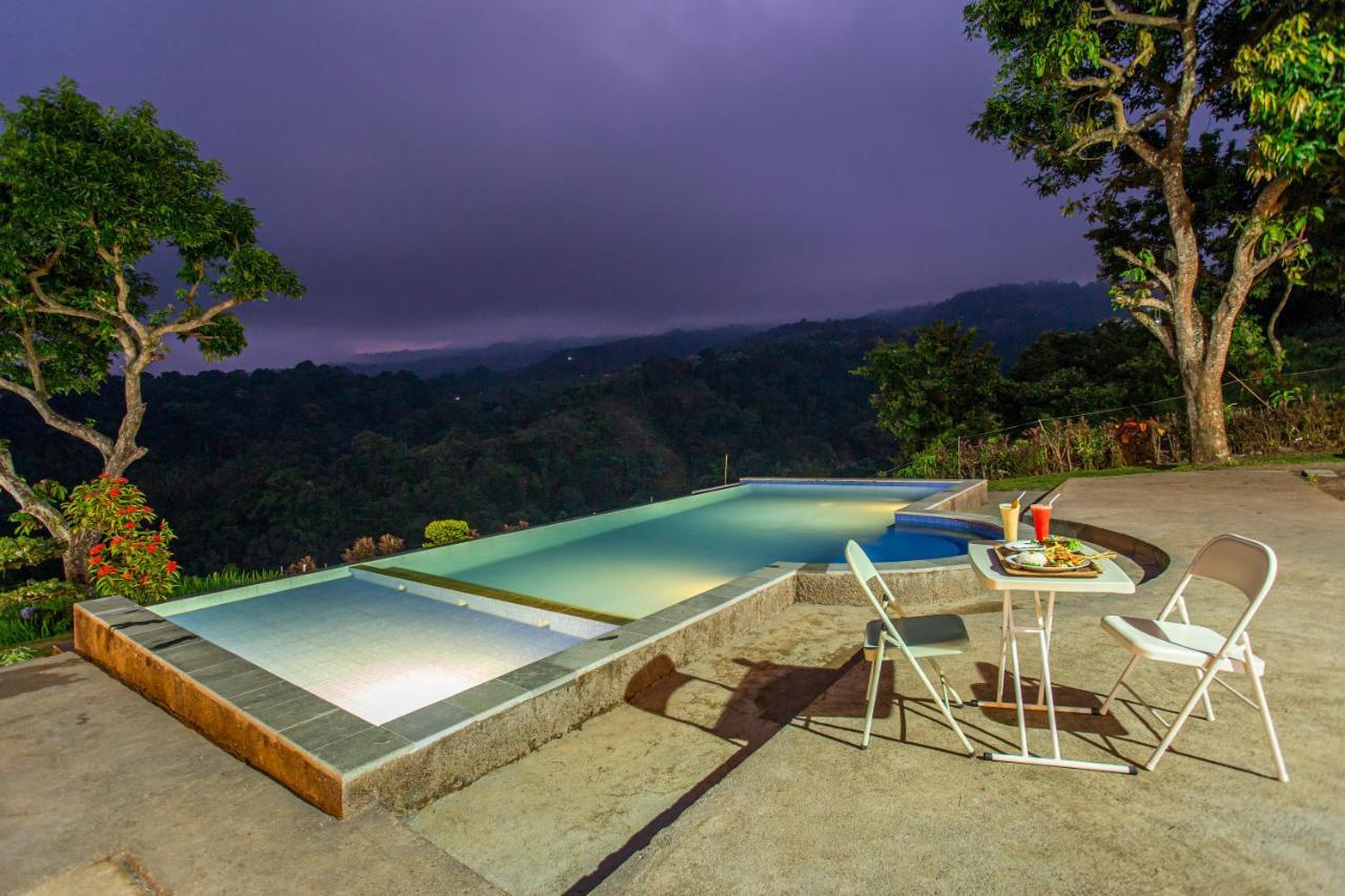 Pondok Guru Bakti Cottage Сенару Екстериор снимка