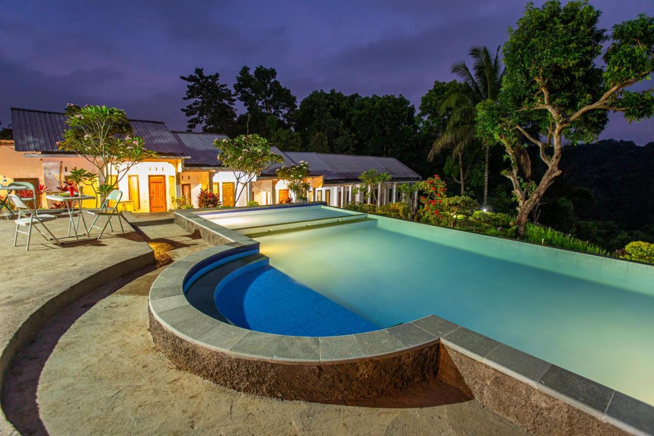 Pondok Guru Bakti Cottage Сенару Екстериор снимка