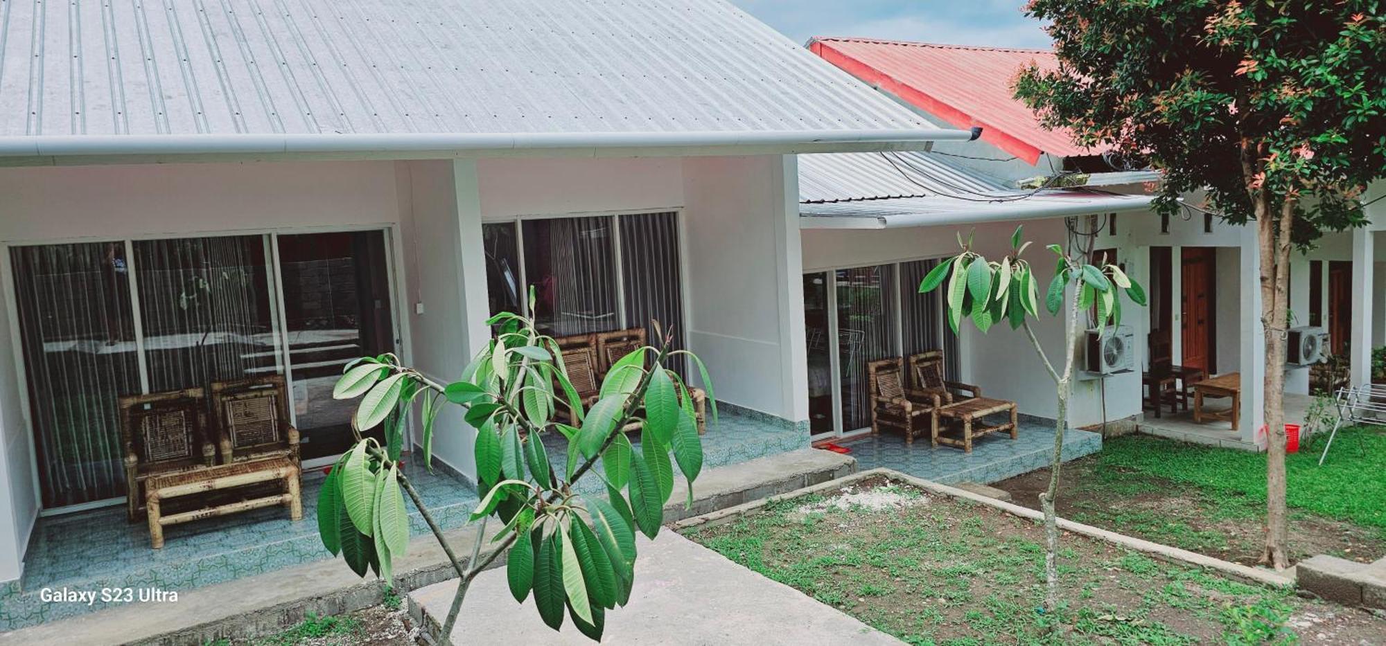 Pondok Guru Bakti Cottage Сенару Екстериор снимка