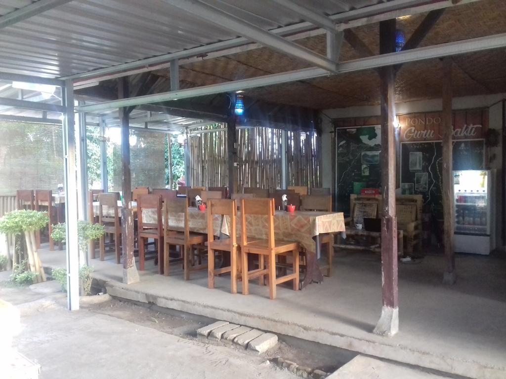 Pondok Guru Bakti Cottage Сенару Екстериор снимка